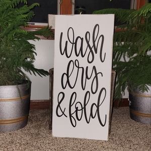 BRAND NEW Large Farmhouse Laundry Wooden Sign "WASH DRY & FOLD"